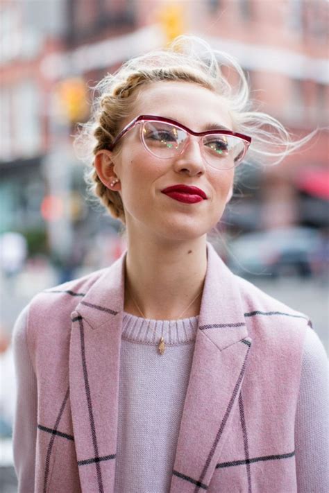 Best Cat Eye Glasses From Street Style Celebrities To The Runway
