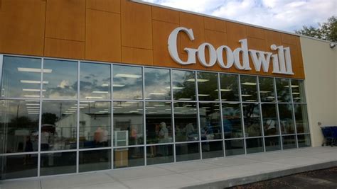 Ohio Valley Goodwill Celebrates The Unofficial Opening Of New