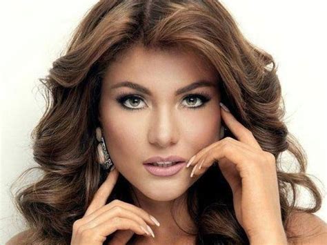 Las 10 Mujeres Más Hermosas De Ecuador Del 2021 Listas Uachatec