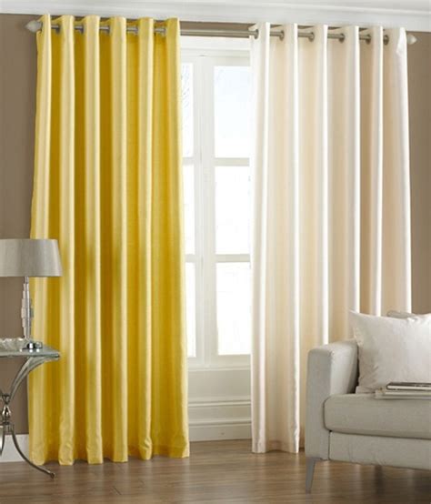 39 Off On Hargunz Polyester Yellow Beige Self Design Eyelet Curtain On Flipkart