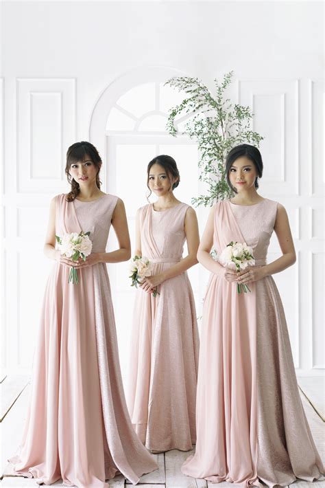 Trend Terbaru 46 Model Baju Bridesmaid Malaysia