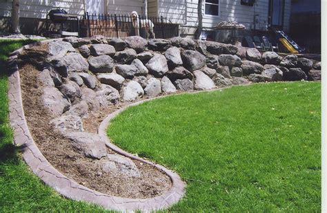 Rock Walls Landscaping Large Rock Retaining Walls Landscaping With