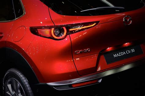 【車】マツダ、新型コンパクトsuv「cx 30」を発表 Cx 3のファミリー版 旬な情報チャンネル24