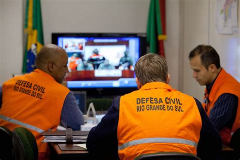 Defesa Civil Monitora Retorno Das Chuvas E Ventos Fortes Ao Estado Defesa Civil Monitora