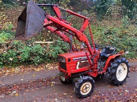 Yanmar Ym1602d 4wd Compact Tractor And Power Loader With Bucket Watch