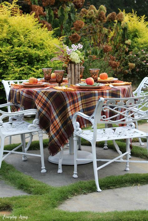 5 Favorite Fall Tablescapes