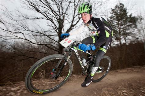 Jun 14, 2021 · in the men's race, flueckiger joined an elite group of three leaders along with ondrej cink and anton cooper. Z promrzlého Langenlois Češi vydolovali dvě zlata ...