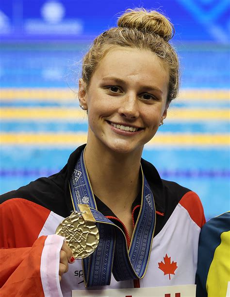 summer mcintosh makes its back to back world titles in 200m butterfly team canada official