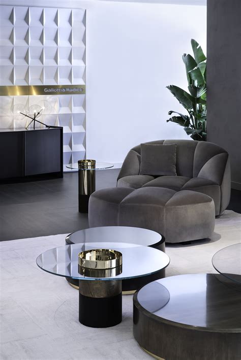 Gallotti And Radice Cloud Armchair In 2020 Italian Furniture Brands