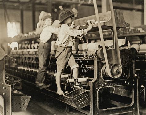 History In Photos Lewis Hine Mill Workers