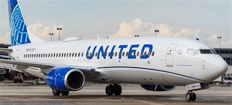 United Airlines Begins Re Painting Its Fleet Aeronautics
