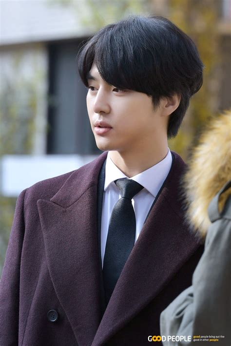 When he entered the korea national university of arts in 2012 to pursue his passion for acting by majoring in theater and. Yang Se Jong Enthusiastically Takes On Special Appearance ...
