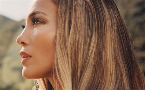 Jennifer Lopez Elle By Micaiah Carter 2021 Mac Wallpaper Download