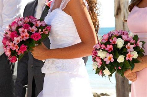 Check spelling or type a new query. Beach Themed Wedding Bouquets Slideshow