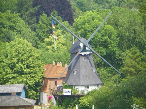 The bunker price page for port kiel canal in germany displays latest bunker price at kiel canal. Book Junkie: Day 15 (cont.) - Beautiful Homes, Kiel Canal