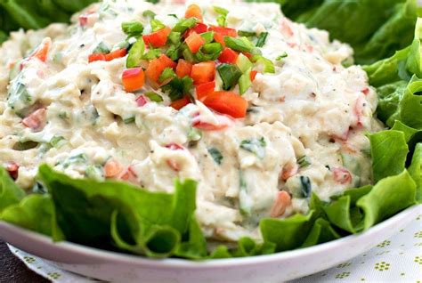 Салат картофельный с крабами, или с кальмарами, или с морским гребешком ...
