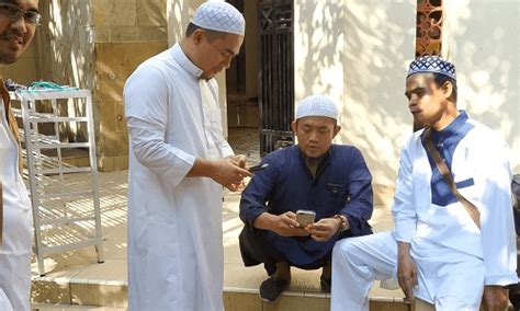 Tengku zulkarnain adalah tokoh agama sekaligus wakil sekretaris jenderal dewan pimpinan majelis ulama indonesia (mui). Teuku: BJB Lebih Menarik | GARUDA DAILY