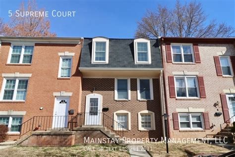 4 Bedroom Townhome W Fenced Yard And Finish Townhouse For Rent In Gaithersburg Md