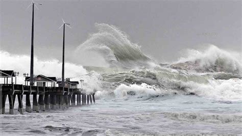 Pier Officials Viral Photo Of Monstrous Waves At Outer Banks Not Real