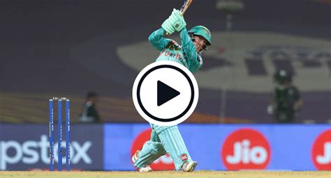 Watch Quinton De Kock Smashes Hat Trick Of Sixes Off Tim Southee In