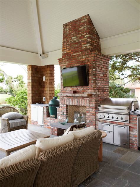 10 Incredible Outdoor Kitchens We Love Nustone