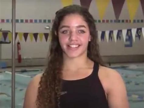 High Babe Swimmer Who Was Disqualified For Way Bathing Suit Fit Her Curvy Figure Has Victory