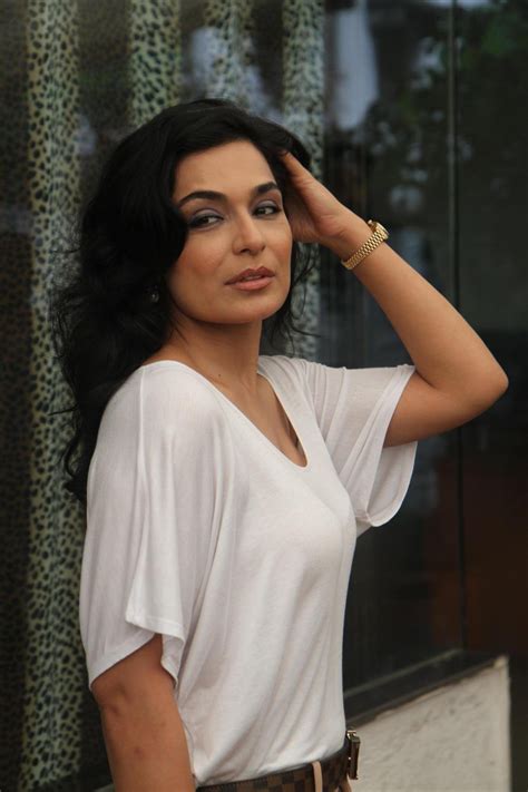 Pakistani Actress Meeras Photo Call For Her Upcoming Film Bhadass Photos Funrahi