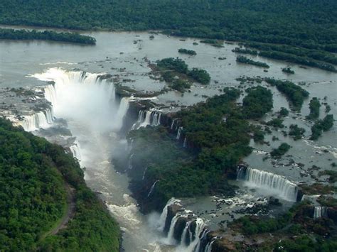 Amazing World Iguazu Falls One Of The Largest Falls In The World