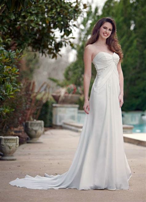 Get the best deals on designer maternity wedding dresses and save up to 70% off at poshmark now! Designer Maternity Wedding Dresses with Train UK Ideas
