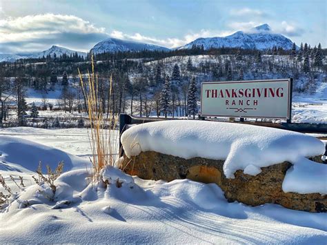 25 Christmas And Winter Holiday Getaways In Alberta To Do Canada