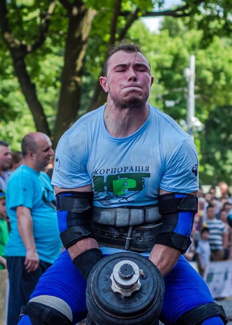 Lviv Ukraine June 2016 Strong Athlete Bodybuilder Strongman Lifts