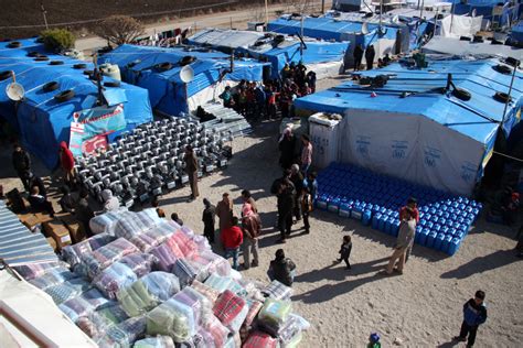 Winterization For Syrian Refugees In Lebanon Syrian Refugees Parc Interpeoples Cooperation