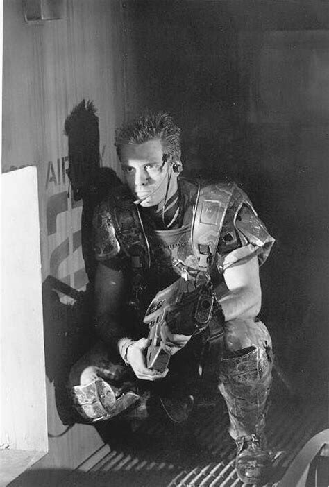 Not only was biehn's character shoehorned into the game in the most as biehn explained in an interview with game informer , aliens: Pin by Leslie Fassbender on Alien-Isolation | Aliens movie ...