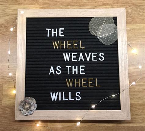 The Wheel Weaves As The Wheel Wills Review The Eye Of The World By