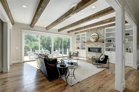 The most common ceiling oak wood material is wood & nut. Live Sawn White Oak Floors and Ceiling Beams - Cochrans Lumber