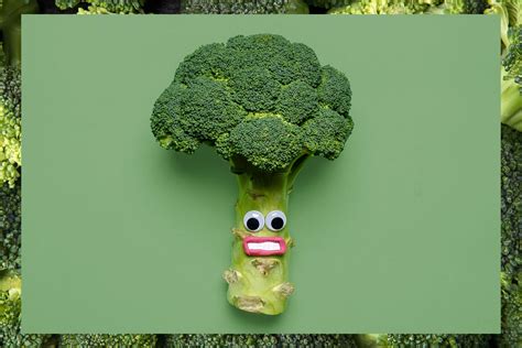 How To Tell If Broccoli Has Gone Bad According To A Food Scientist