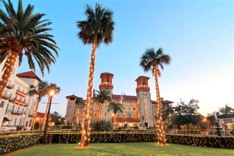 The Best Places To Spend Christmas In The Us Condé Nast Traveler