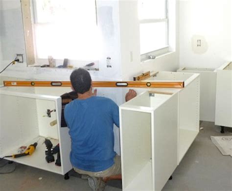 Kitchen refacing from the choice of stained cabinet doors or painted to door style and wood species, we will help you with your choices and guide you through the process to achieve your desired look and style. Cabinet Refacing Process - Kitchen Refacing Winnipeg