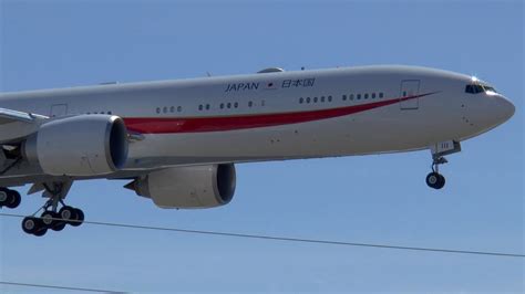 Japan Air Self Defense Force Boeing 777 300 Youtube