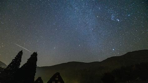 How To Watch The Orionid Meteor Shower As Peak Due On Saturday Bbc News