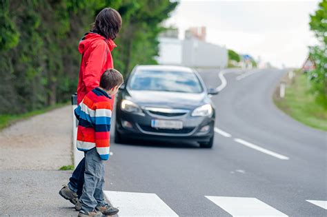 7 Safety Tips For Avoiding Accidents With Pedestrians Nicolet Law