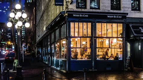 Water St Cafe At Night Photograph By Bj Clayden Fine Art America