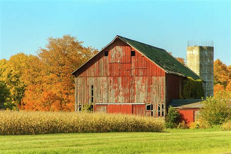Midwest Barn In Fall Photograph By Joni Eskridge Fine Art America