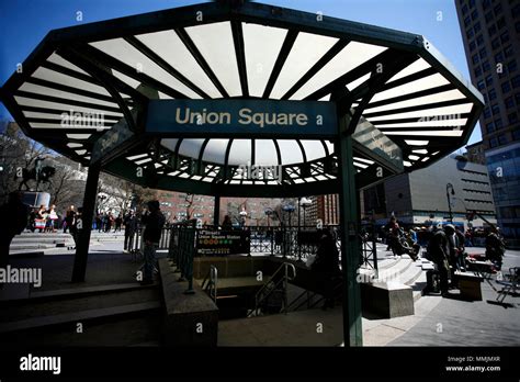 Union Square In Manhattan New York City Stock Photo Alamy