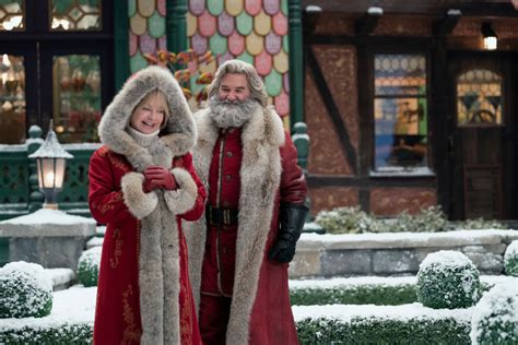 The Christmas Chronicles Part 2 Review The Gate