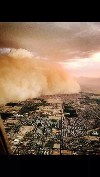 The Dust Storm In Phoenix Today Phoenix Arizona Tornados Dust Storm