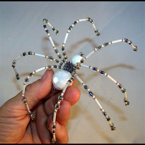 pin by elise frigon on spiders beaded beaded jewelry diy beaded spiders spider jewelry
