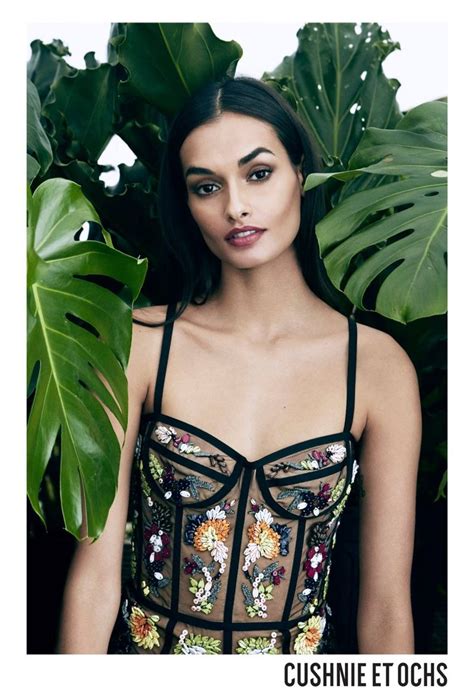 gizele oliveira wears tropical style for cushnie et ochs spring 2018 campaign cushnie