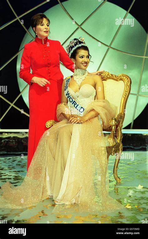 Miss World 2000 Winner High Resolution Stock Photography And Images Alamy