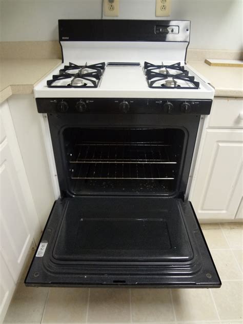 42 Gristmill Rd Howell Nj Moving Sale Kenmore Gas Stove 150